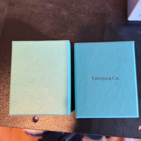 Tiffany Infinity bracelet - Picture 12 of 12